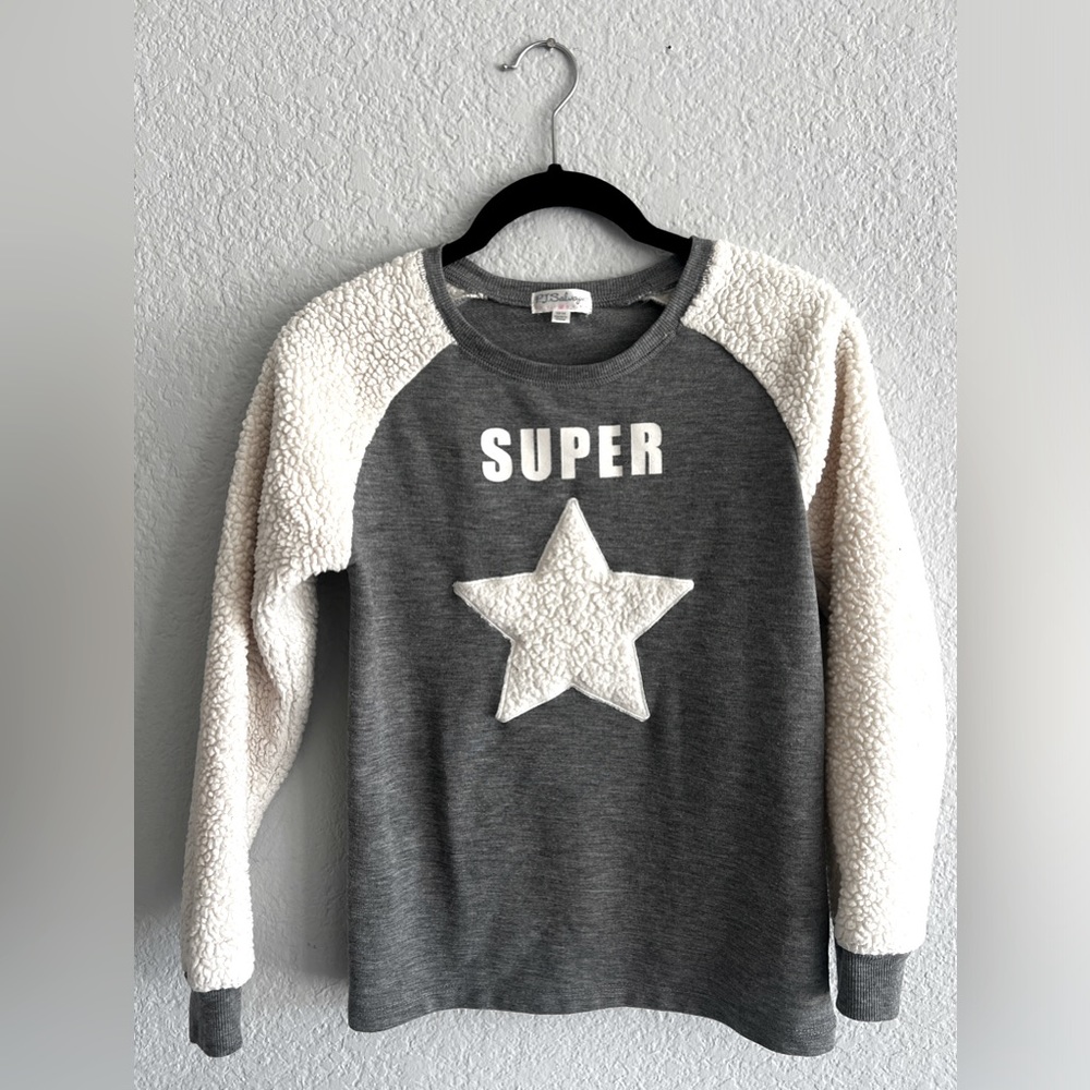 EUC PJ Salvage Super Star Top